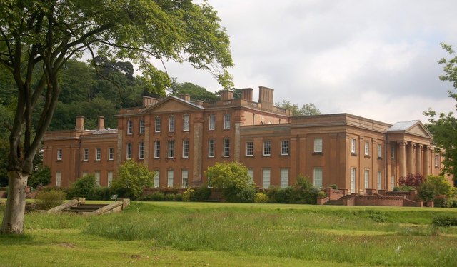 A Morning at Himley Hall: What to See and Where to Walk